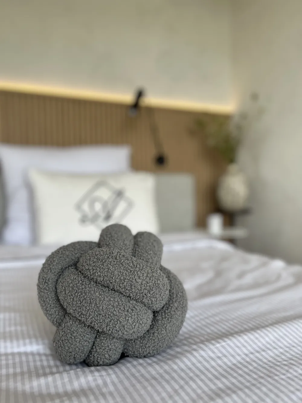 Throw Cushion MALNI 19 x 19 cm Boucle Grey Solid_883341