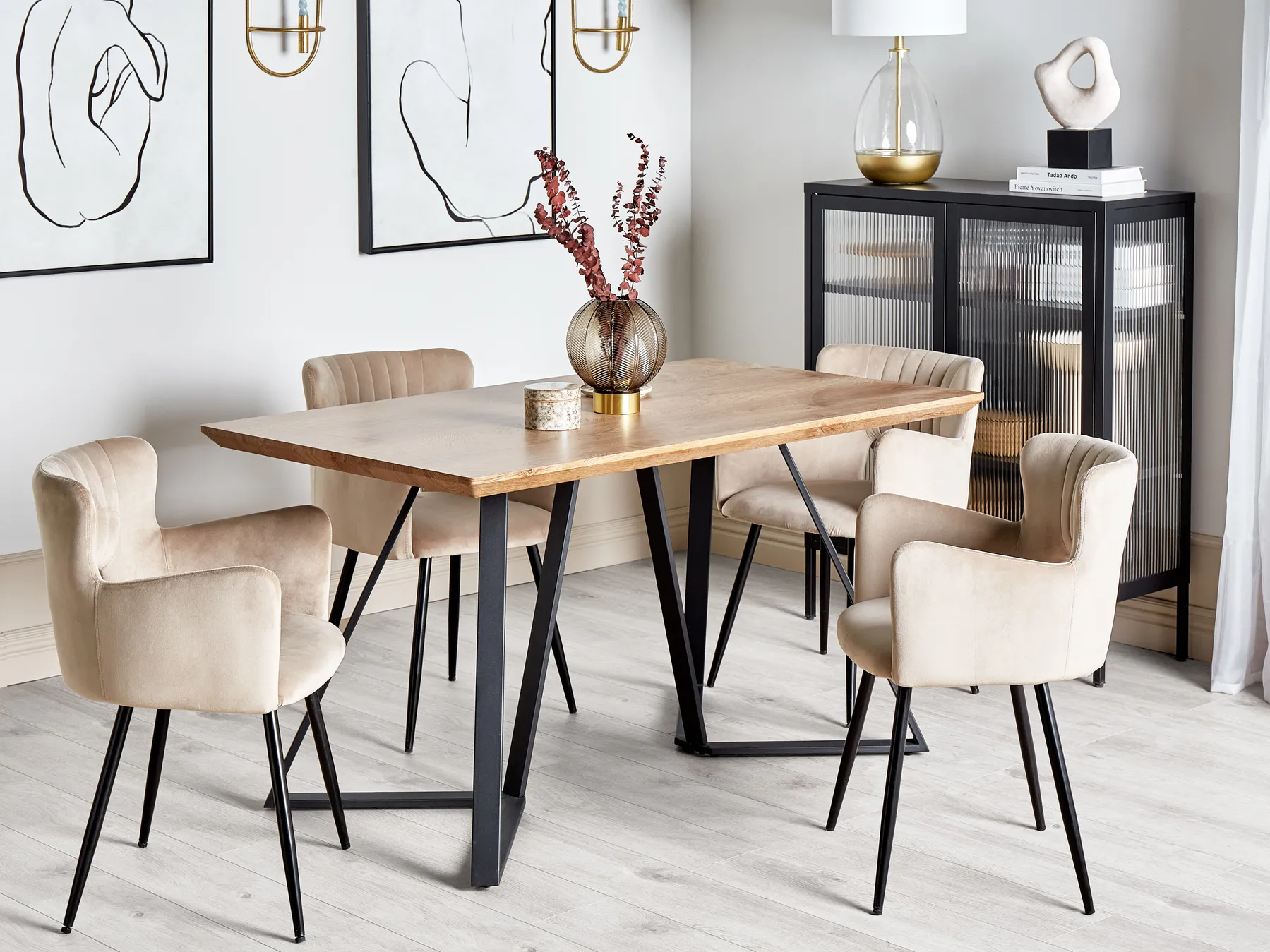 Dining Table UPTON Light Brown 140 cm 80 cm_850675