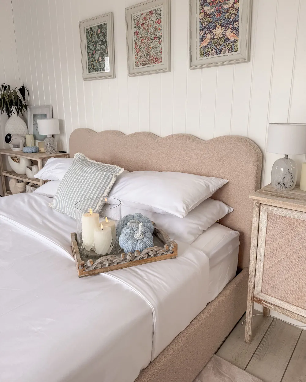 Ottoman Bed NANTERRE Boucle Beige 160 x 200 cm (EU King Size)_1176750