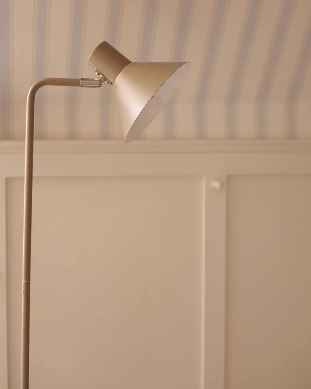Floor Lamp RIMAVA Metal Beige_1176636