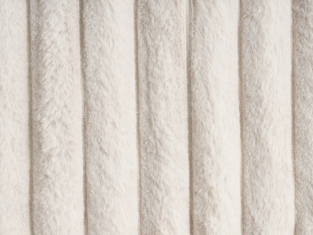 Bedspread RAKYA Faux Fur 150 x 200 cm Light Beige_1036435