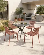 Set med 4 trädgårdsstolar ARICCIA Ljusröd_1051387