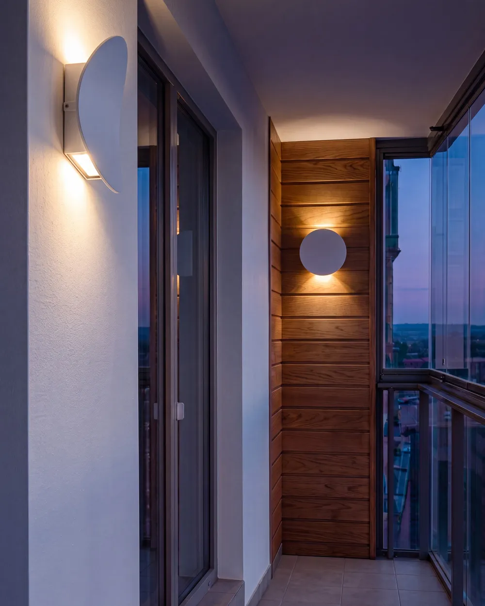 Set of 2 Outdoor LED Wall Lights MEUSSE White