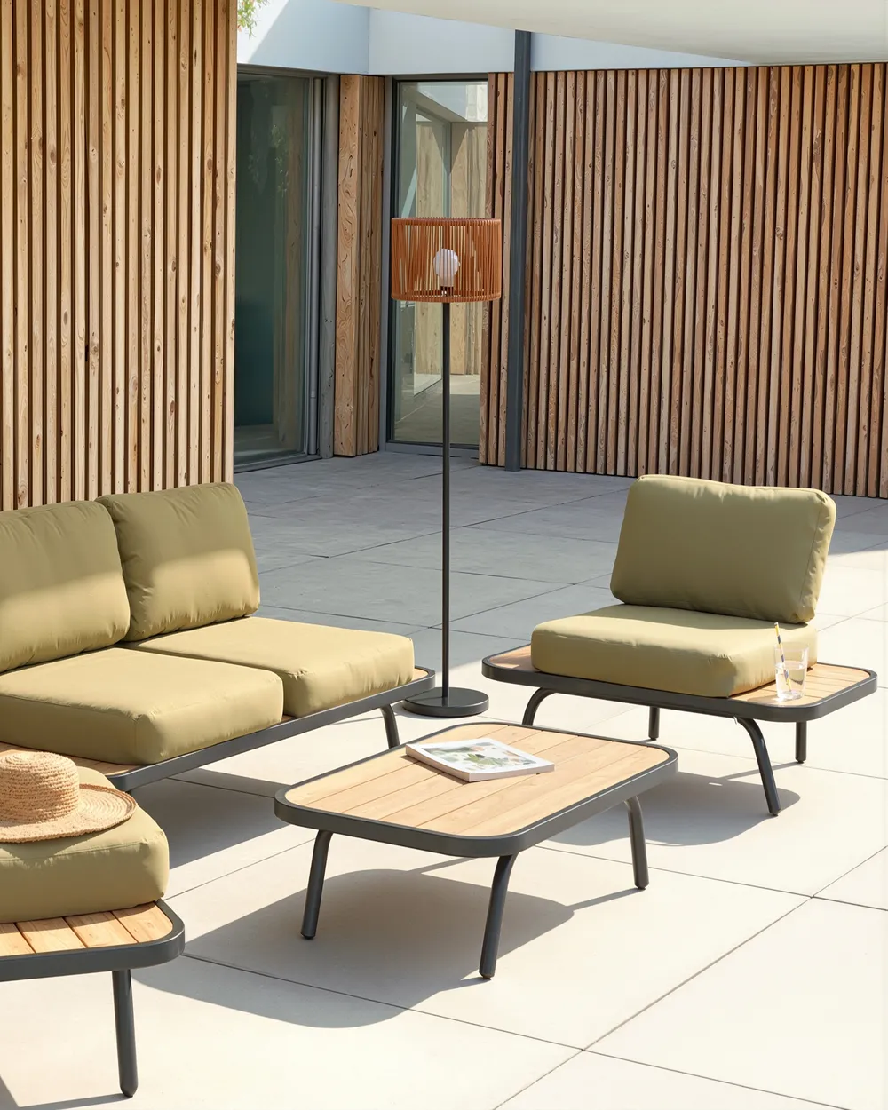Solar Outdoor LED Floor Lamp LUENA Brown_1042928