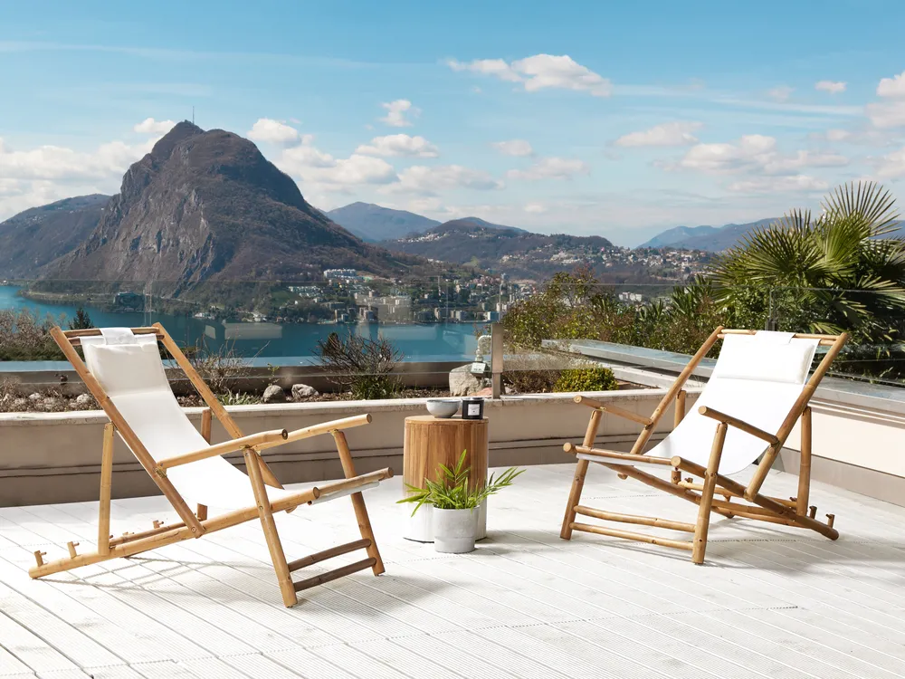 Set of 2 Folding Deck Chairs ATRANI Bamboo Light Beige