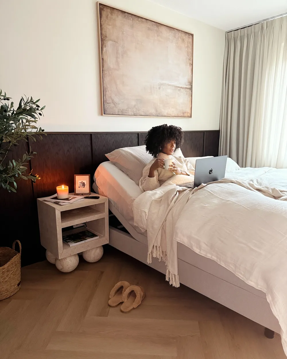 Adjustable Bed without Headboard Fabric CASTELLAN 180 x 200 cm (EU Super King) Light Beige_1036774