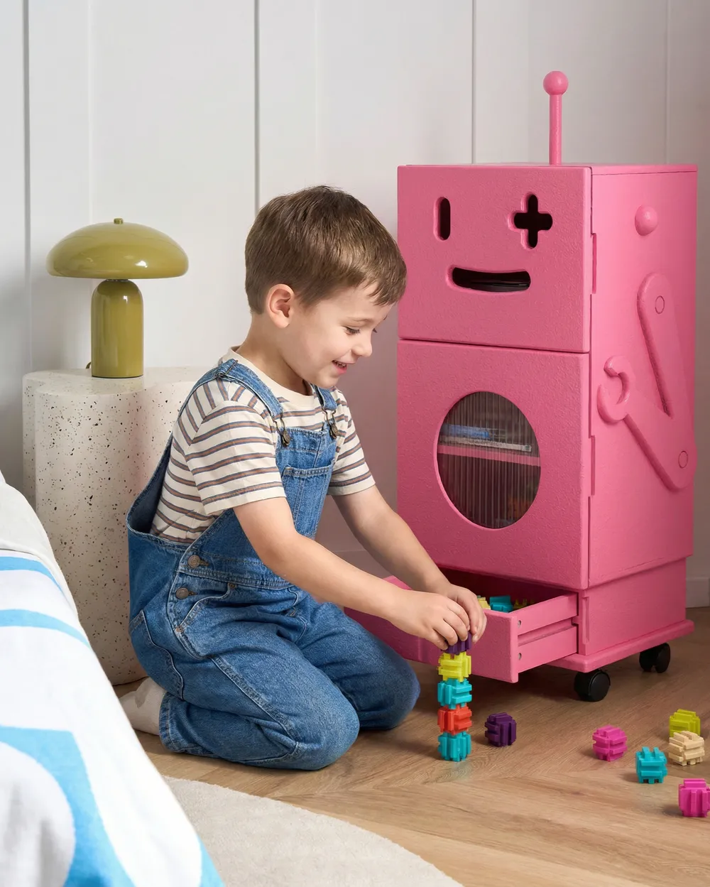 Skåp EDGAR 89 cm Rosa med hjul_1064630