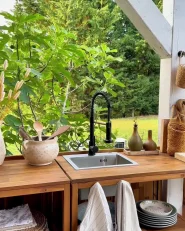 3 Piece Outdoor Kitchen Set with Sink VENOSA Brown/ Black Acacia Wood_1124296