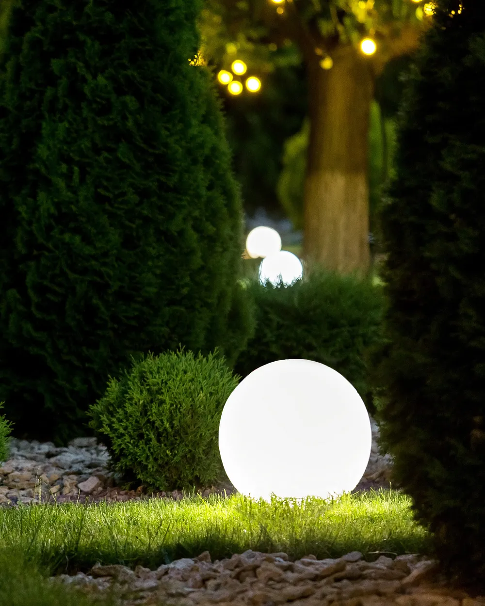 Outdoor LED Ball Lamp JOCOY with Remote White