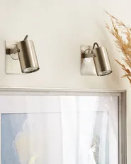 Set med 2 spotlightlampor KLIP Justerbar Metall Silver_828833