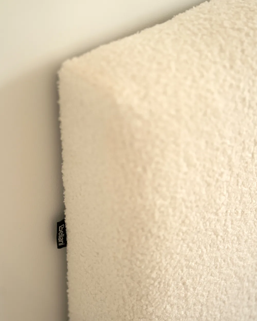 Sänky LED-valolla Buklee ZEN 180 x 200 cm LED-valo Luonnollinen saarniviilu_1020023