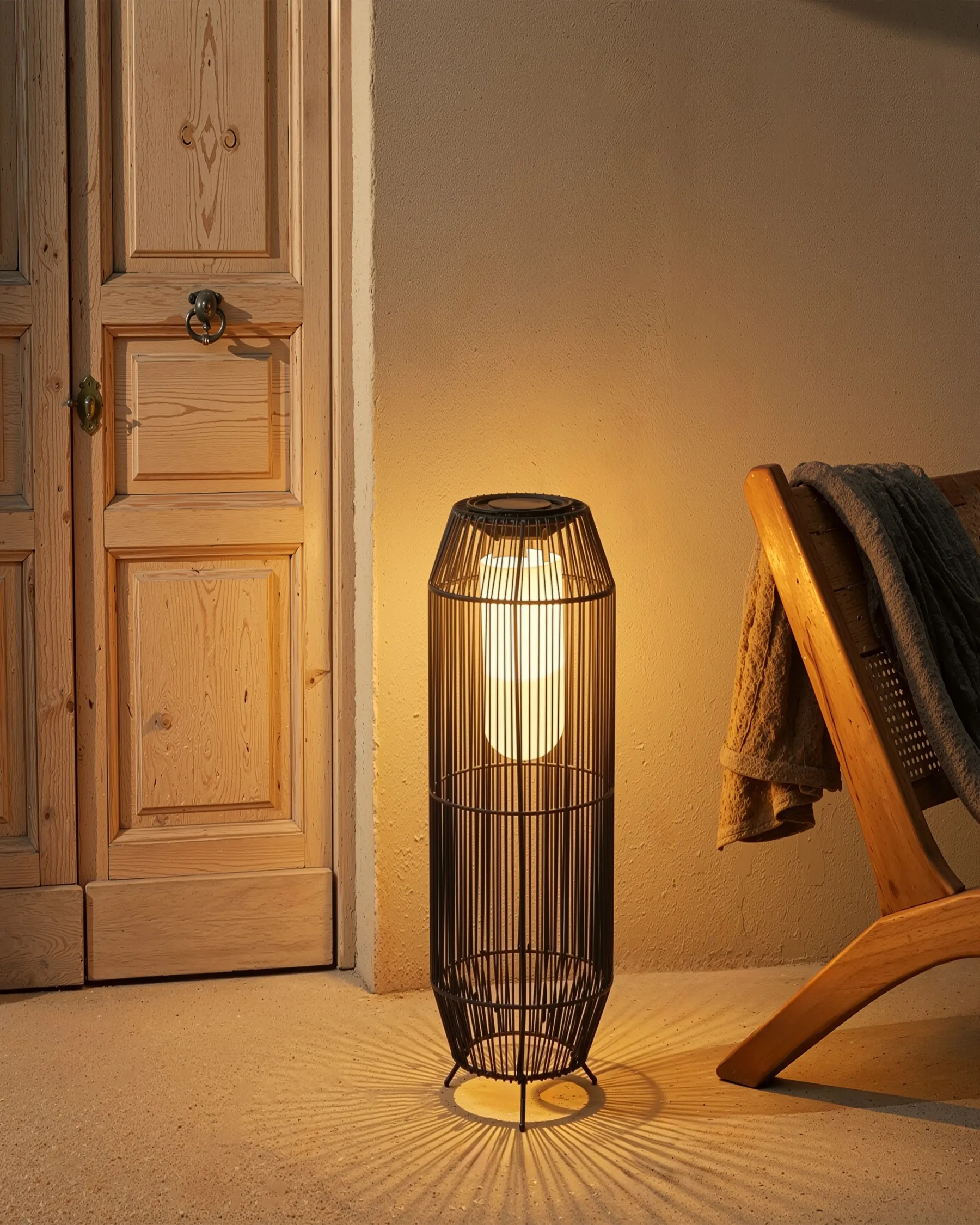 Solar Powered Lantern DONGWE 70 cm Black_1042974