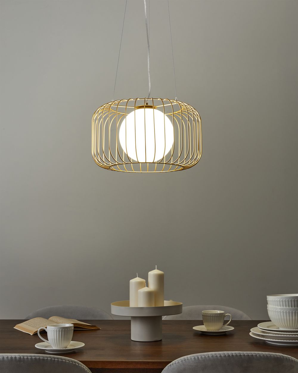 Pendellampa BAIROA Metall Guld