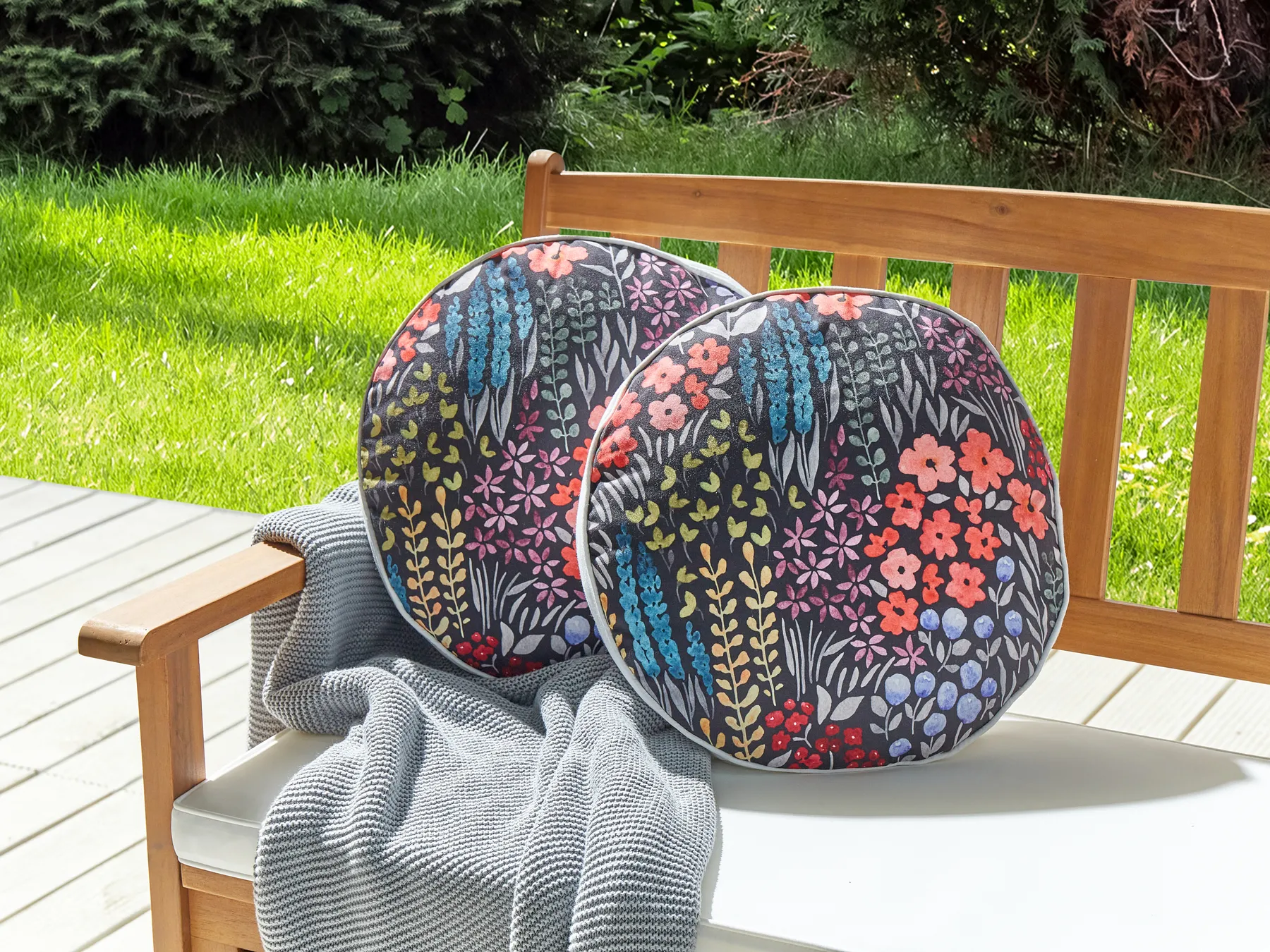 Set of 2 Outdoor Cushions CASTELARO Floral Pattern 40 x 40 cm Multicolour_881188