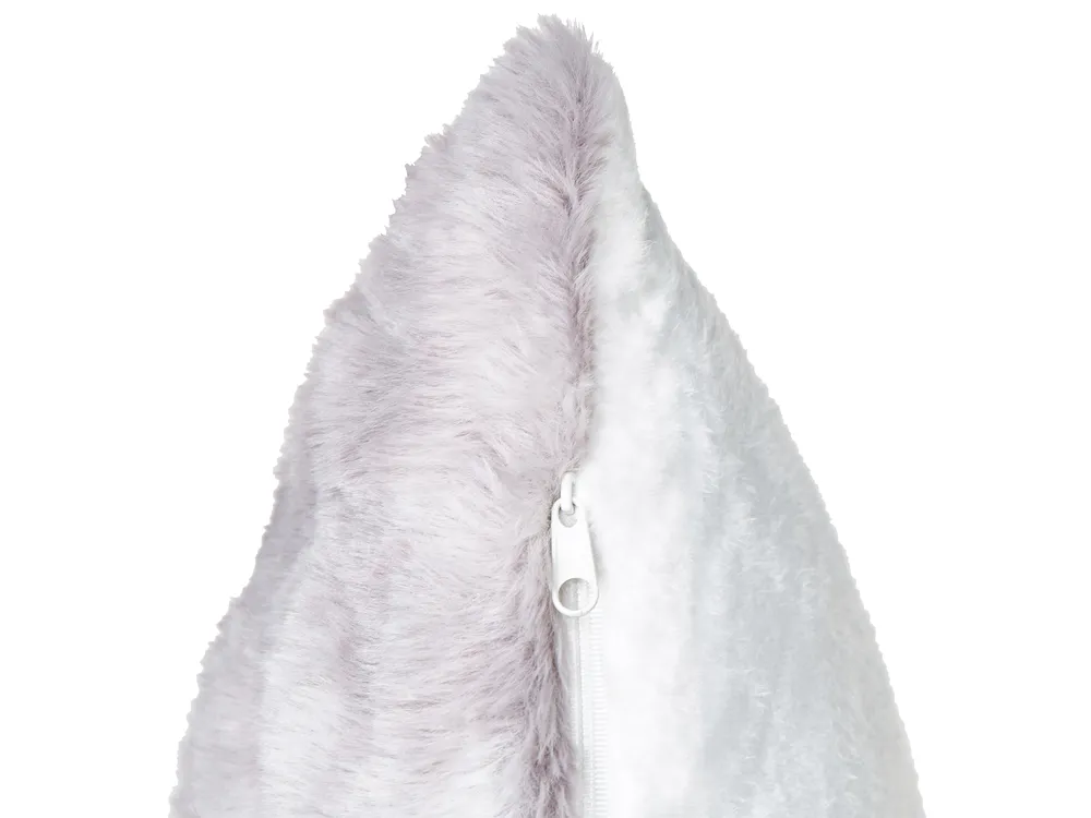 Set of 2 Decorative Cushions MACODES 45 x 45 cm Faux Fur Light Grey Solid_887745