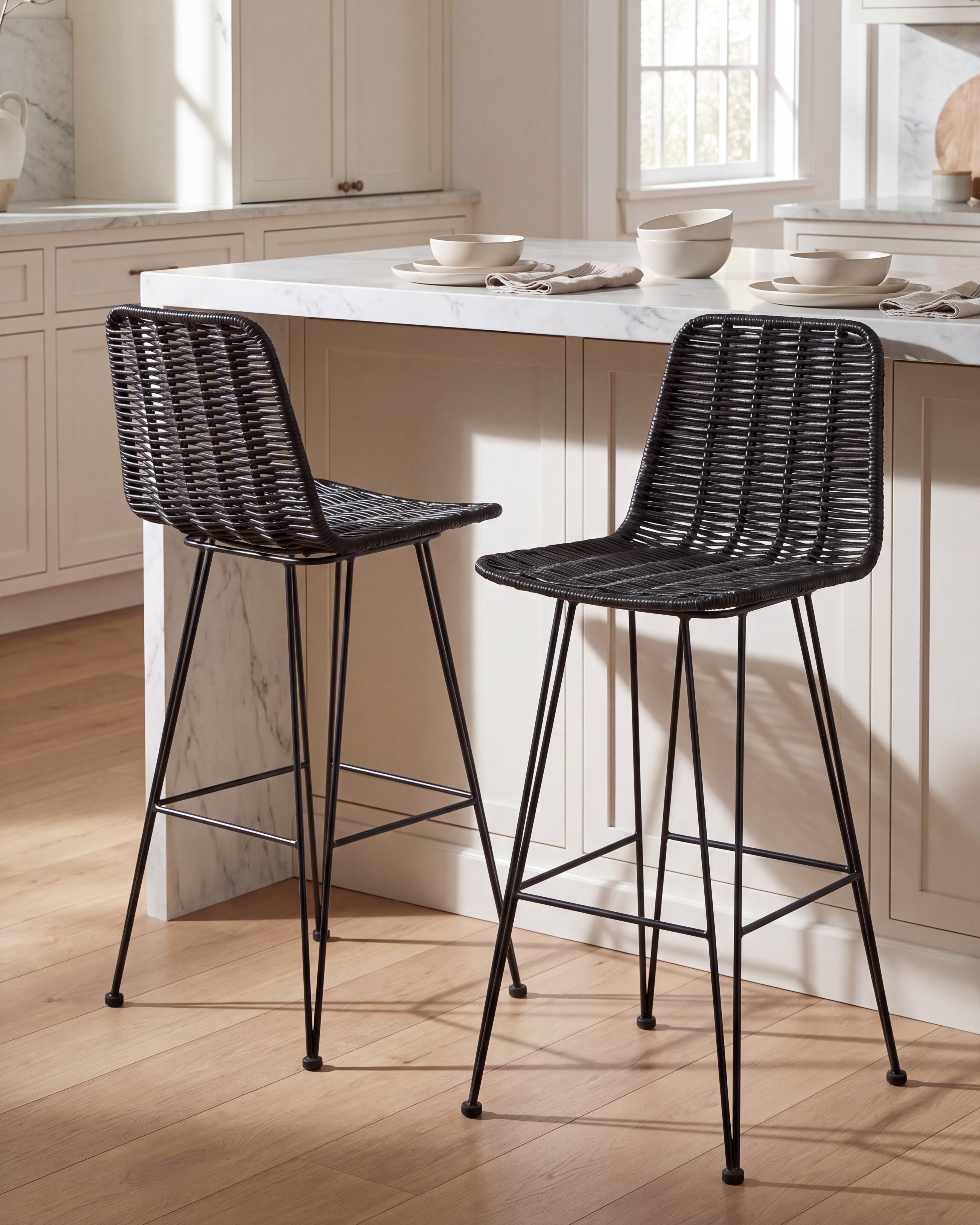 Set of 2 Bar Chairs CASSITA Rattan Black