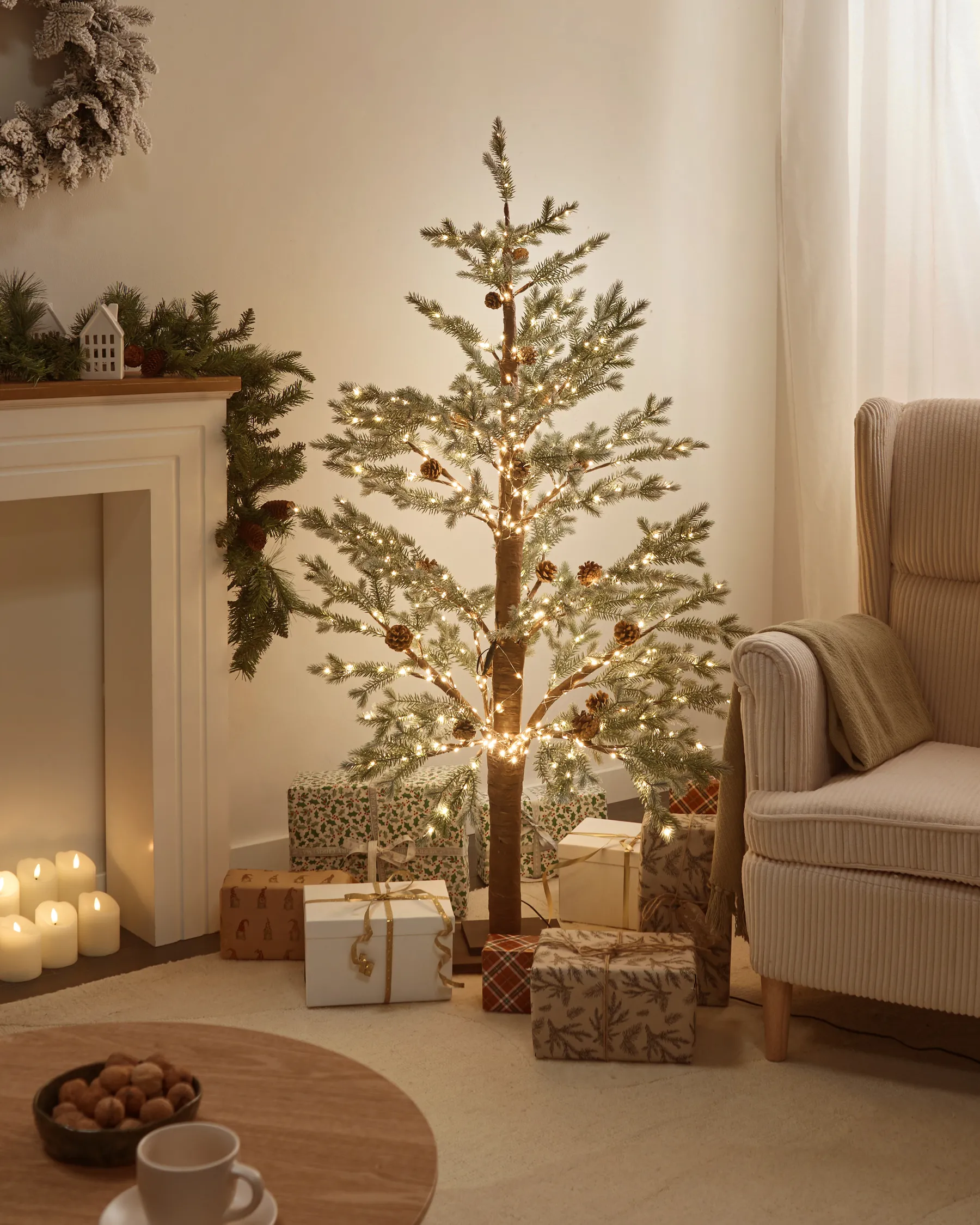 Outdoor Decoration LED LAUGARAS 150 cm Christmas Tree Green_1025665