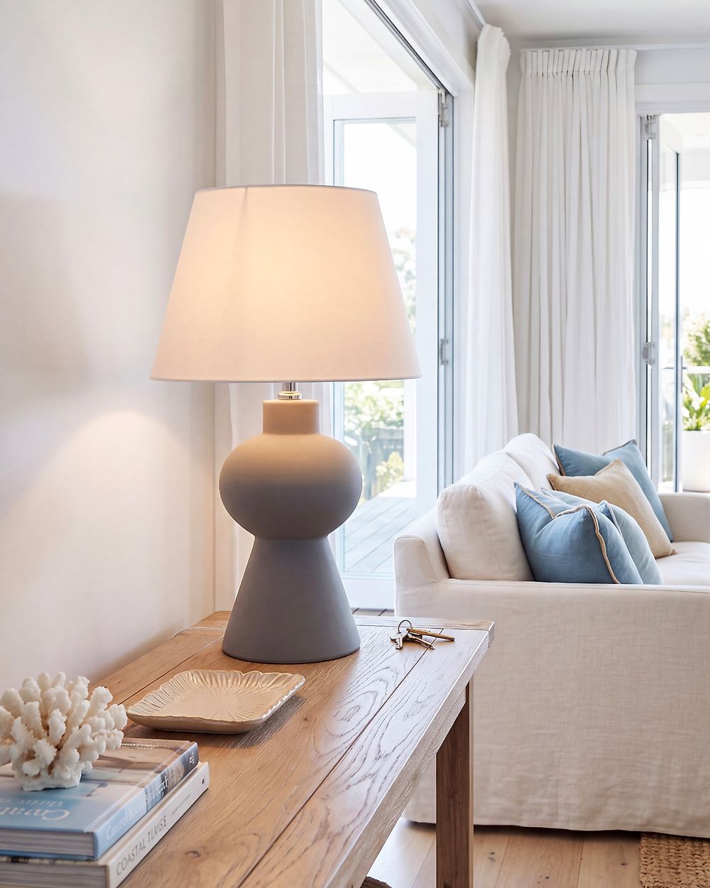 Bordslampa FABILOS Keramik Grå