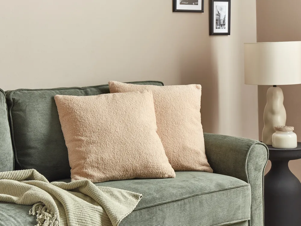 Set of 2 Decorative Cushions LEUZEA 45 x 45 cm Boucle Beige Solid