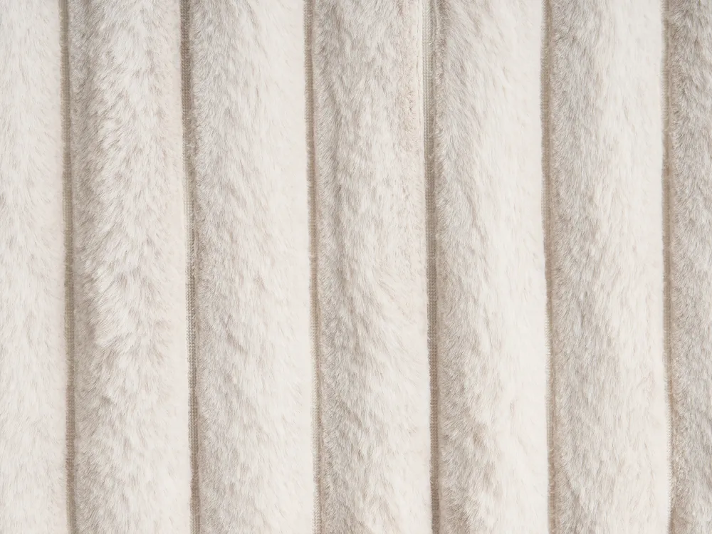 Bedspread RAKYA Faux Fur 200 x 220 cm Light Beige_1036420