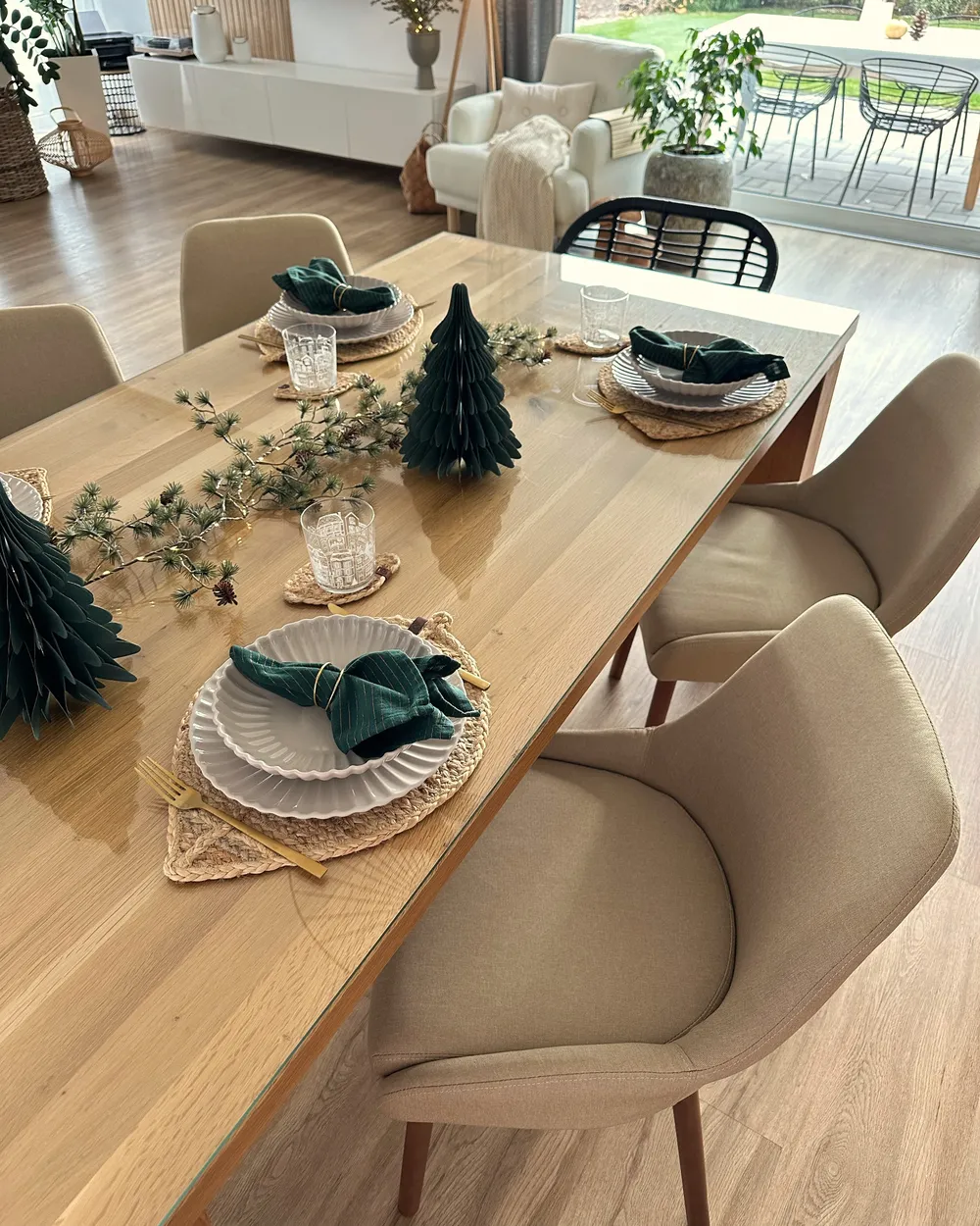 Set med 2 matstolar MELFORT Sandbeige_1039575