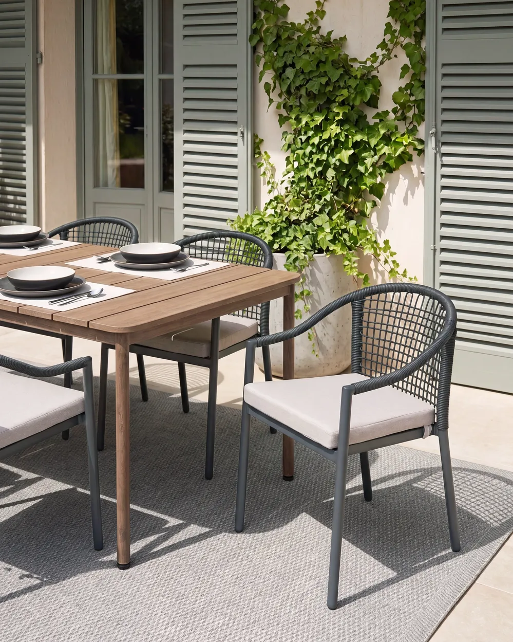 Set of 4 Garden Chairs with Cushions OZZERO Metal Black