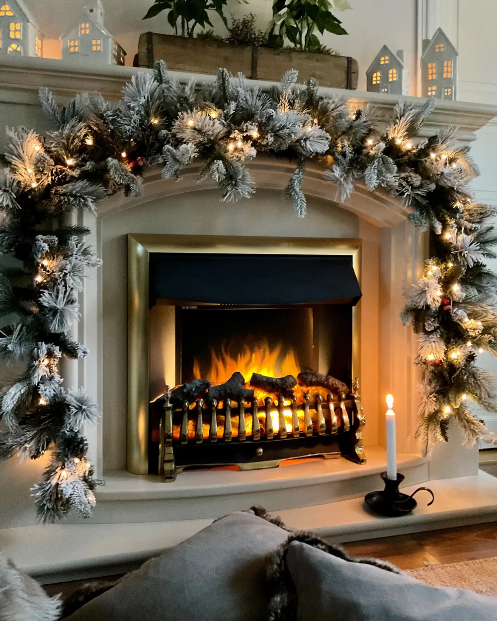 Snötäckt julgirlang LED WHITEHORN 180 cm Vit_842628