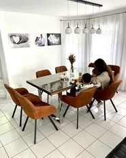 Set med 2 matstolar MONEE Guldbrun_1022335