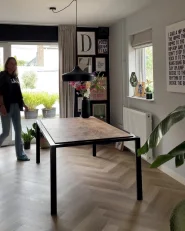 Set med 2 matstolar LUANA Bouclé Mörkgrön_1170474