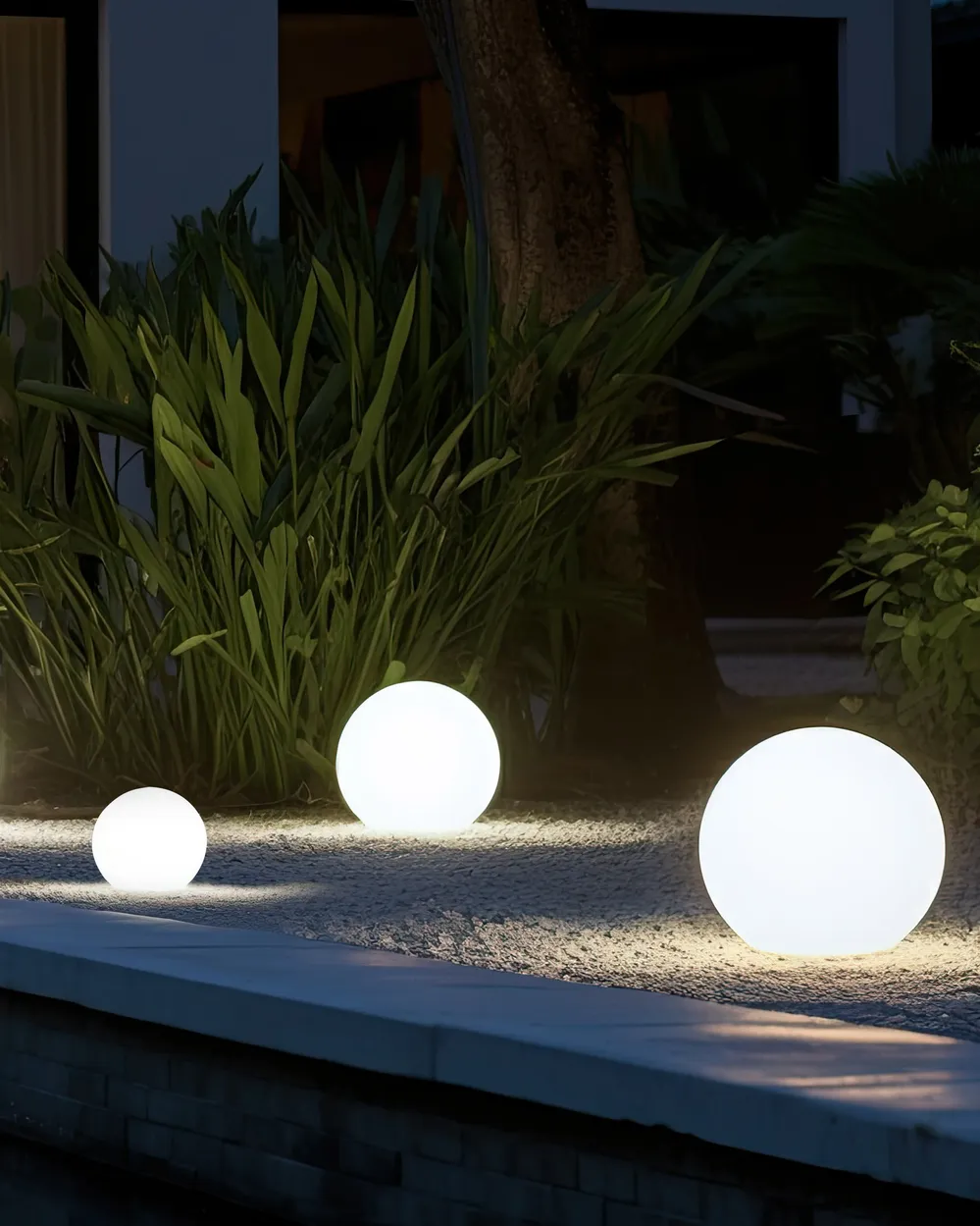 Set of 3 Solar Outdoor LED Ball Lamps LOBAINA with Remote White