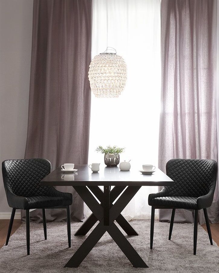 Set med 2 matstolar SOLANO Konstläder Svart
