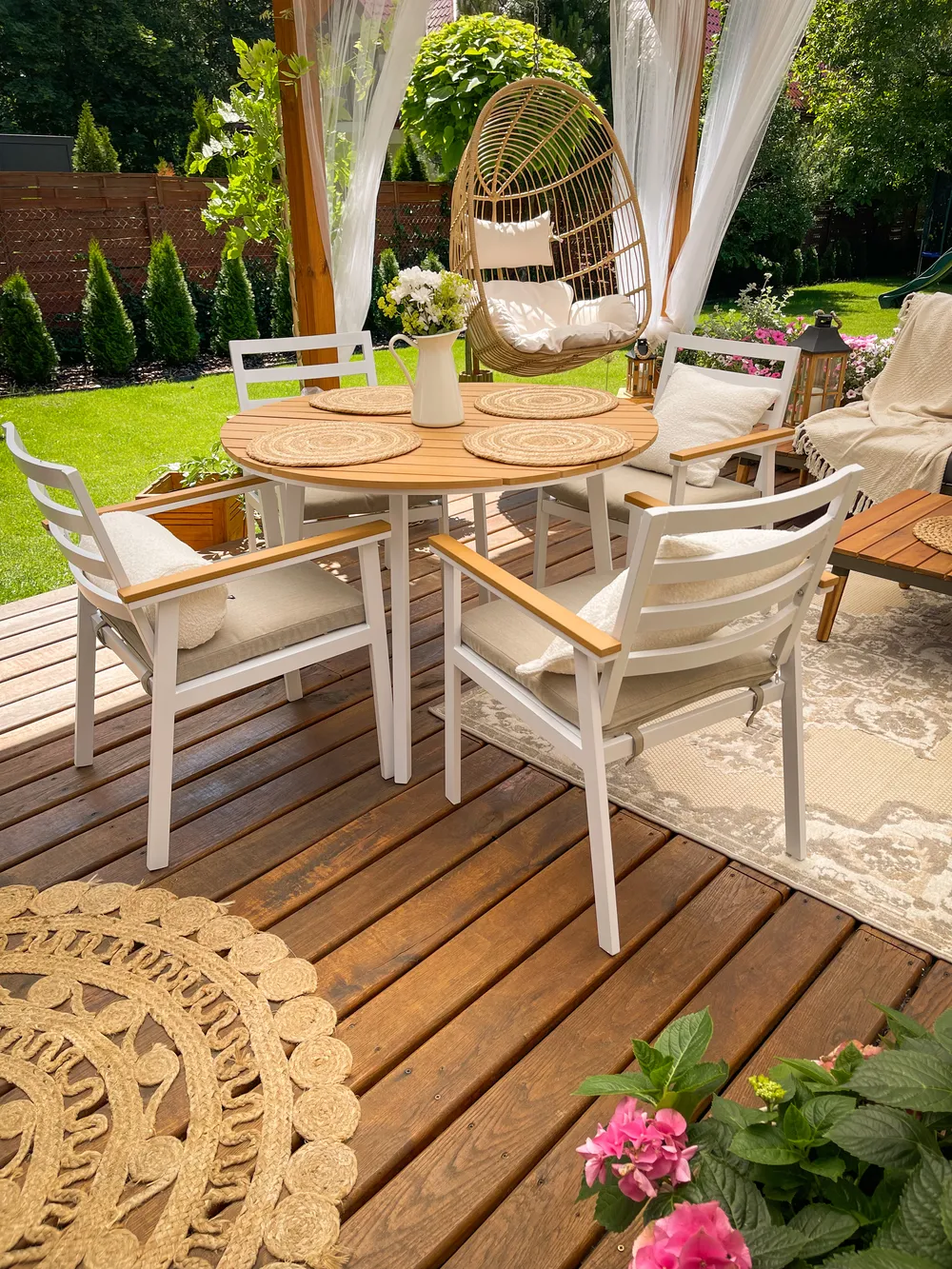Trädgårdsmatgrupp 4-sits CAVOLI med kuddar Metall Beige_836847