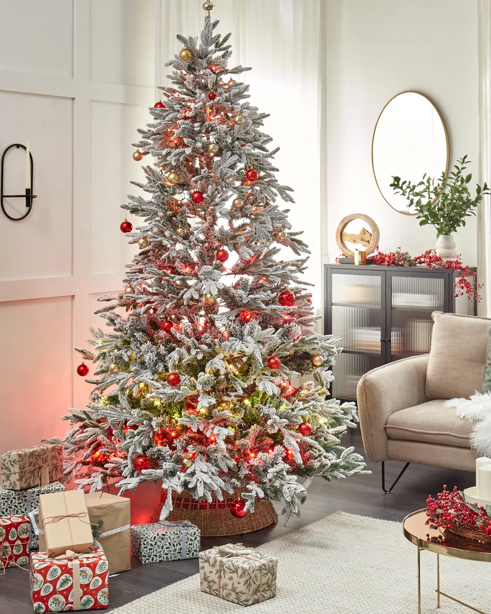 Artificial Snowy Christmas Tree BASSIE 240 cm White