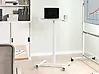 Manuellt justerbart laptopstativ ACADEMIA 65 cm x 48 cm Vit