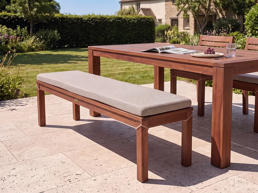 Trädgårdsbänk med dyna TUSCANIA 160 cm Eukalyptusträ Beige