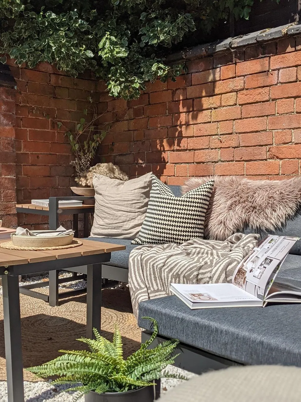Garden Corner Sofa with Table 5 Seater MESSINA Metal Black Left Hand_810288