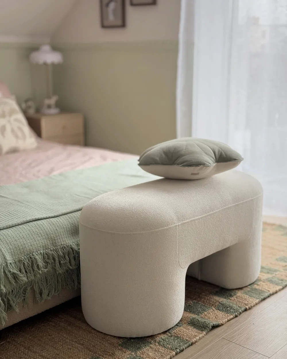 Upholstered Bench DECORAH Boucle White_1063206