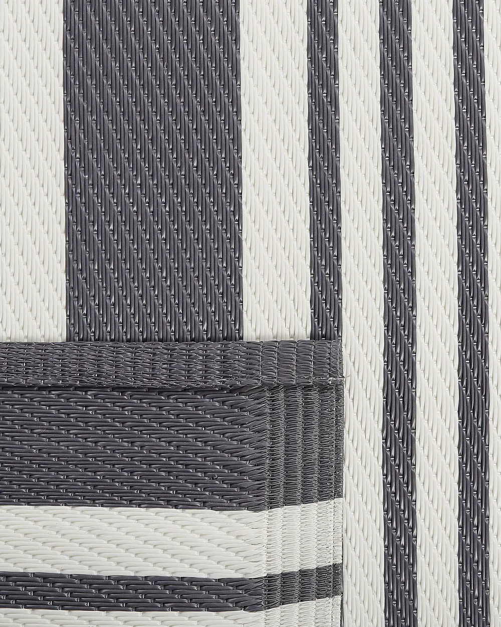 Outdoor Rug DELHI Black 120 x 180 cm_766380
