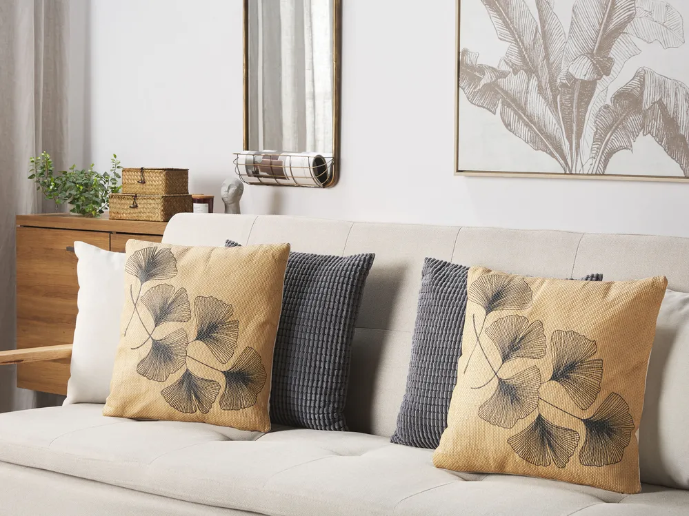 Set of 2 Decorative Cushions WAKAD 45 x 45 cm Beige Plant Pattern