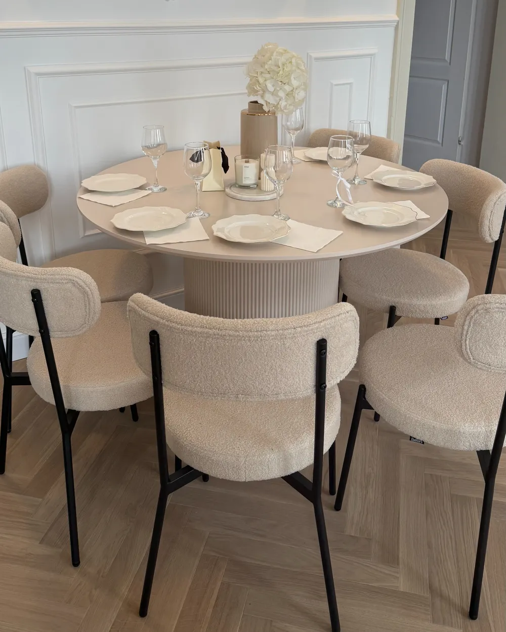 Set of 2 Dining Chairs ALLISON Boucle Light Beige_1012467