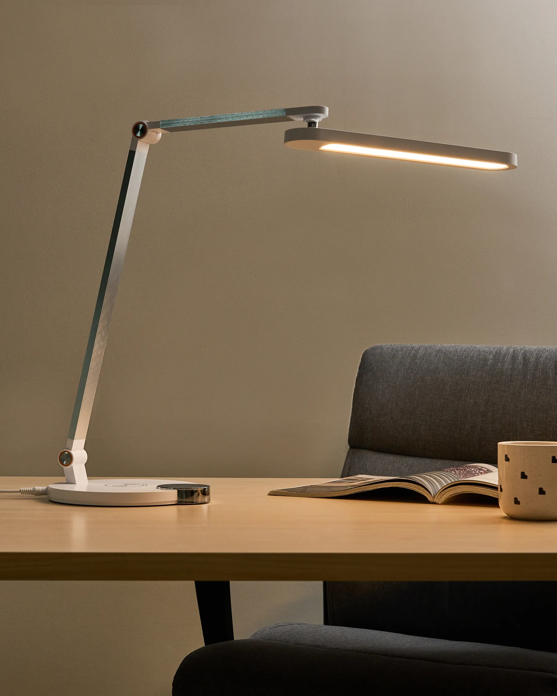 LED Desk Lamp CAROY with Wireless Charger White_1018913