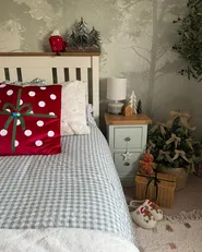 Set of 2 Decorative Cushions GUMDROP 45 x 45 cm Velvet Red Christmas Motif_980336