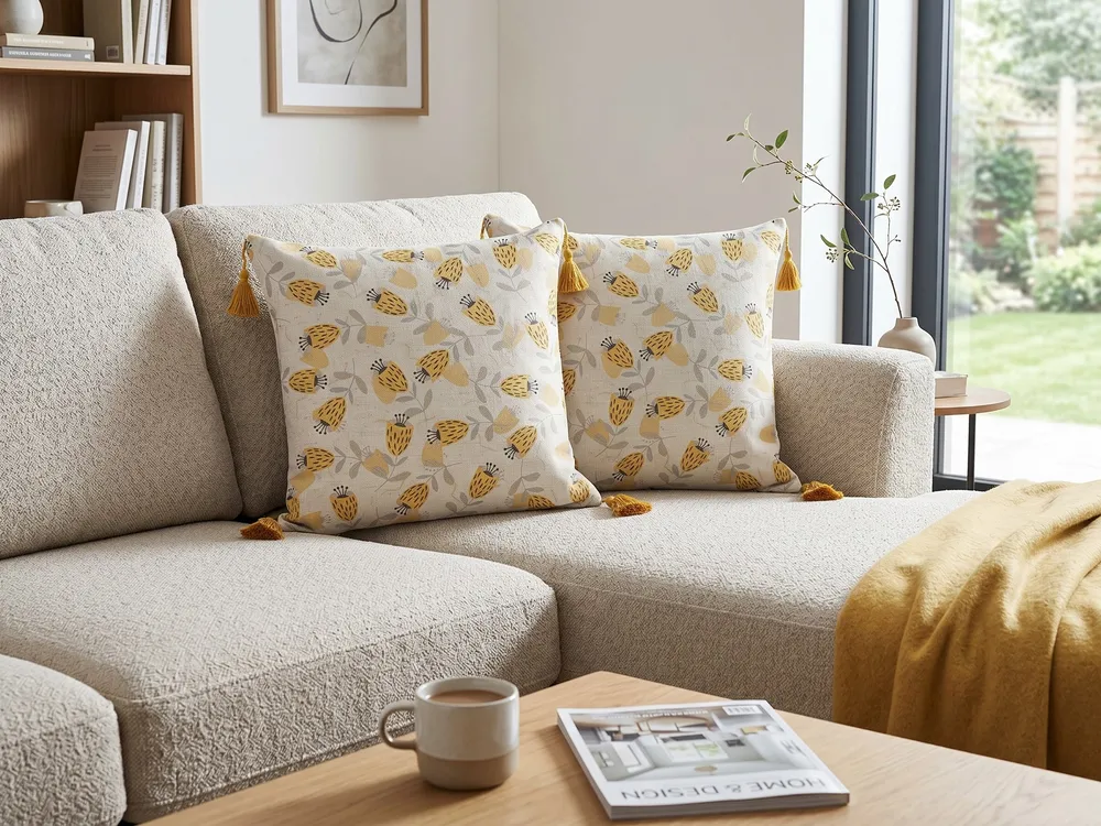 Set of 2 Decorative Cushions ABUTILON 45 x 45 cm Beige Floral Pattern_1079204