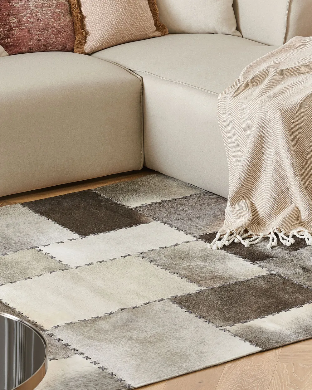 Rug PERVARI Taupe 140 x 200 cm Leather