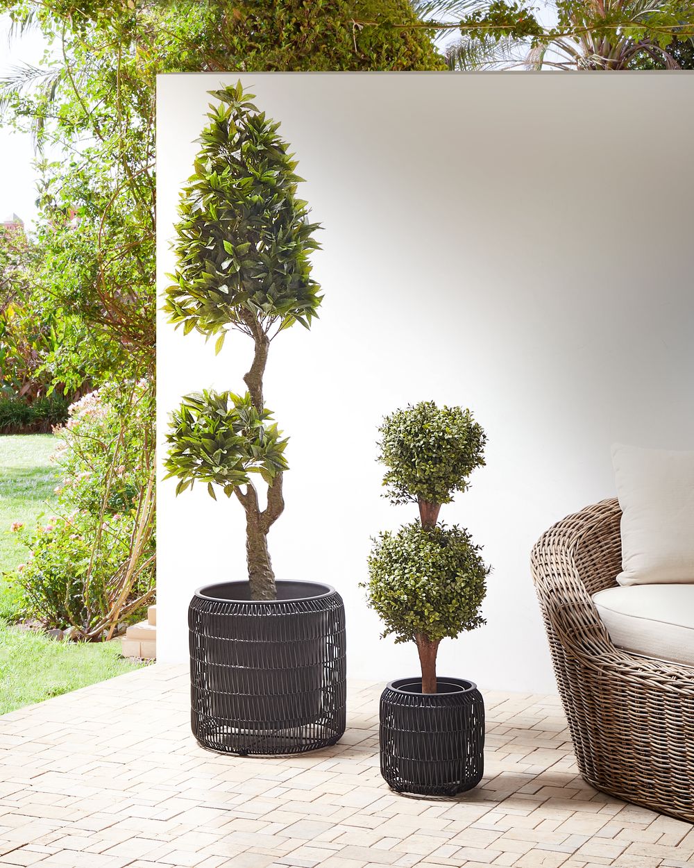 Set of 2 Plant Pots BRODIEA 26/45 cm PE Rattan Black
