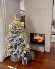 Artificial Snowy Christmas Tree FORAKER 180 cm White_845767