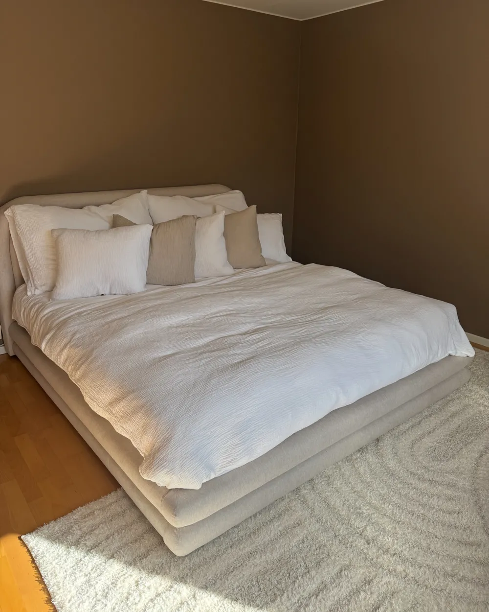 Bed Faux Linen LAVARDENS 180 x 200 cm (EU Super King) Light Beige_1019720