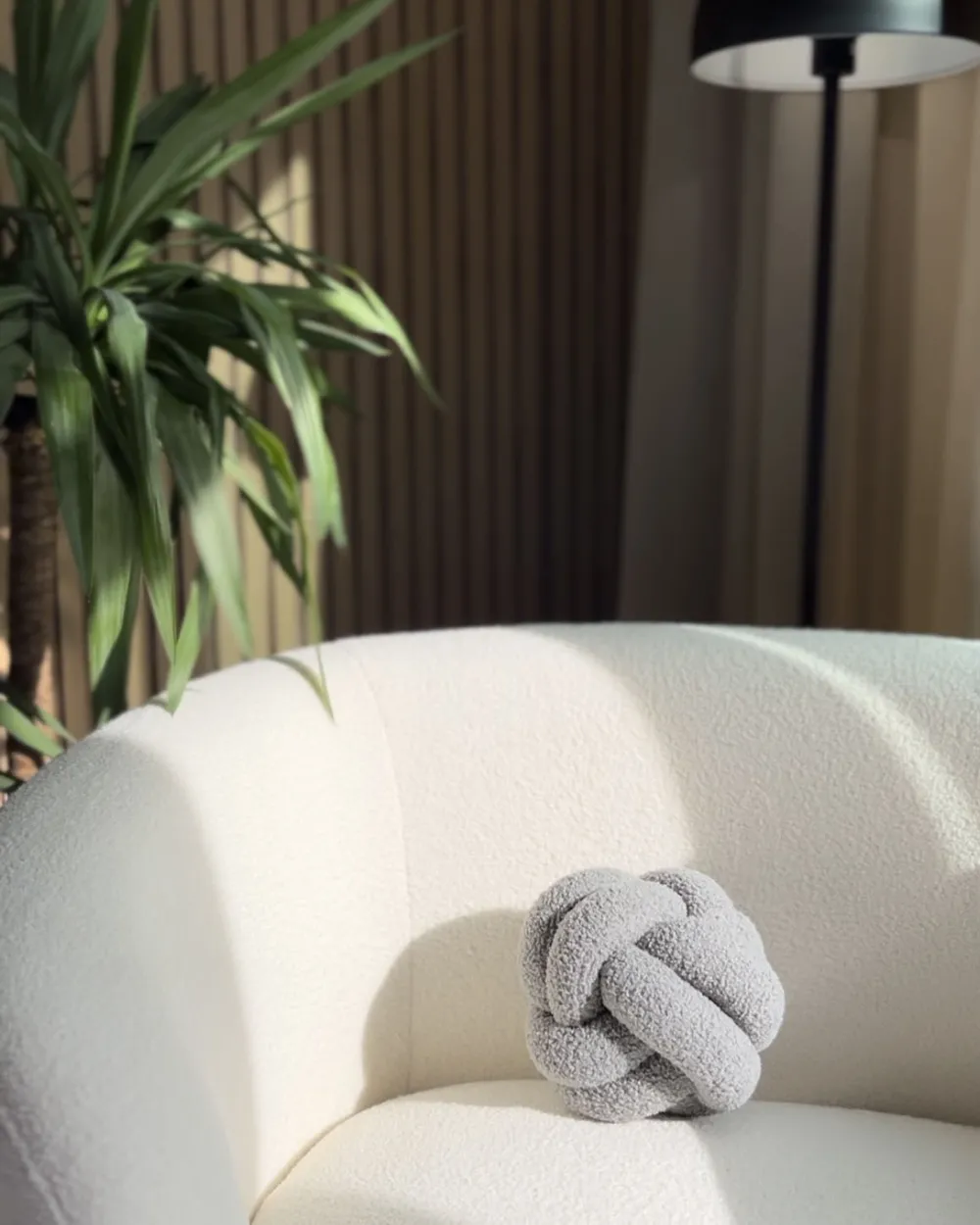 Armchair LOEN Boucle White_883332