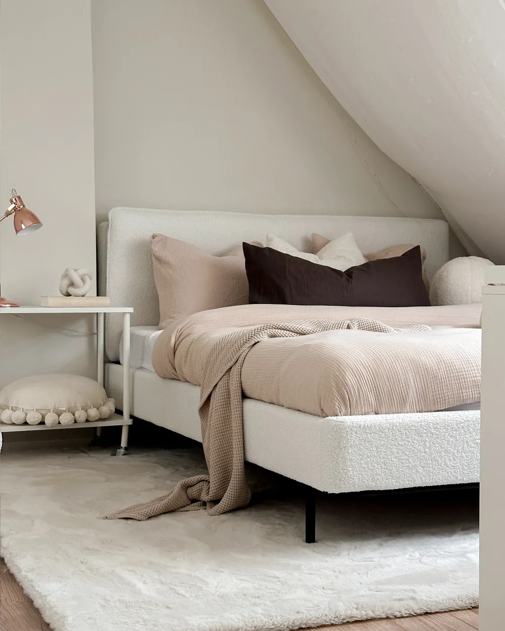 Säng med lamellram Bouclé CORIO 180 x 200 cm Off-White_952462