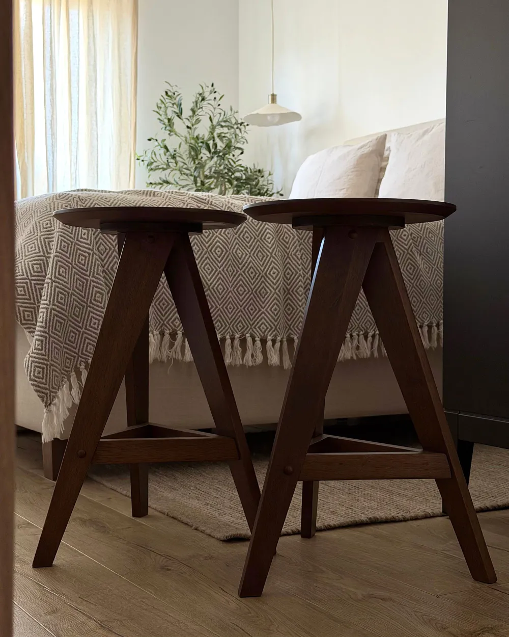 Set of 2 Bar Stools AROMA Wood Brown_1177708